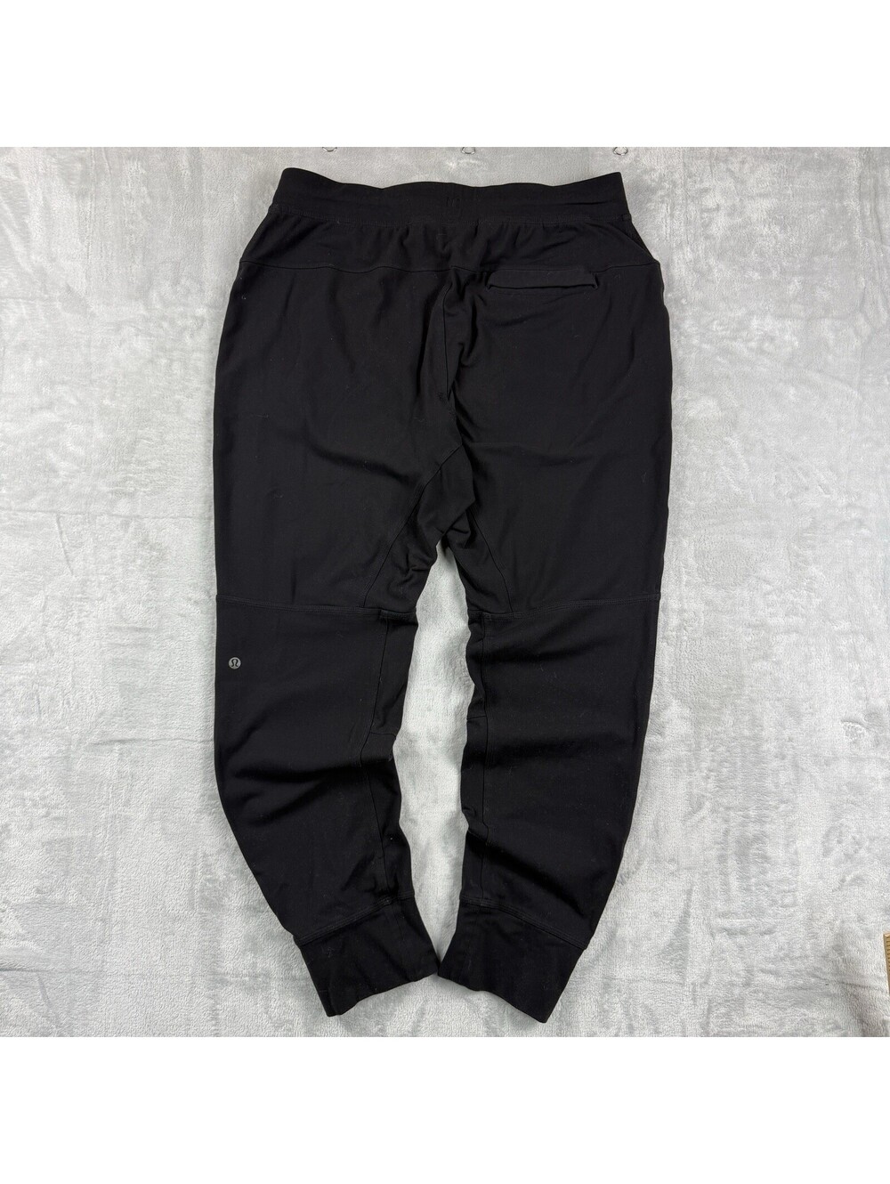 Lululemon ABC Joggers Mens Large Gray Black Athletic Pants Stretch Casual Travel